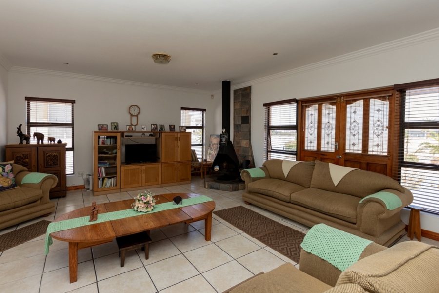 3 Bedroom Property for Sale in Country Club Western Cape